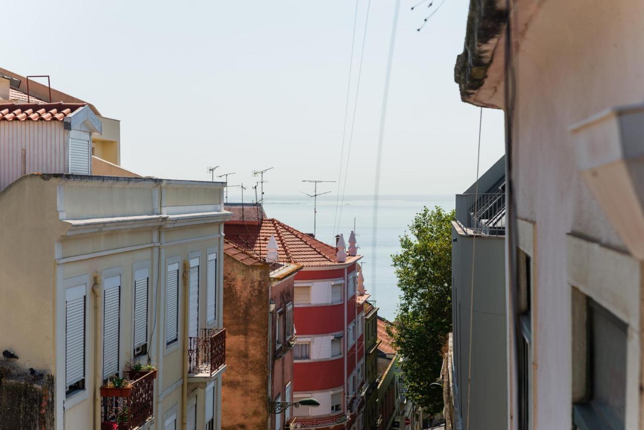 Charming Apartment- Authentic Experience In Graca Lisboa المظهر الخارجي الصورة